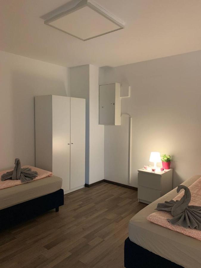 Central Private Rooms In Popular Neighborhood! 科隆 外观 照片